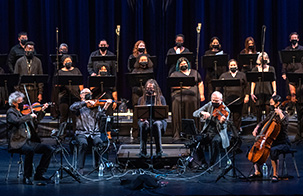 Kronos Quartet performs "At War with Ourselves – 400 Years of You" with narrator Nikky Finney and a choir, conducted by Valérie Sainte-Agathe.