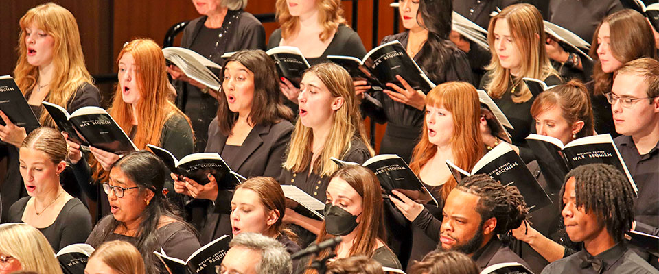University of Iowa Choirs and University of Iowa Symphony Orchestra Handel’s Messiah UI Symphony Choir
